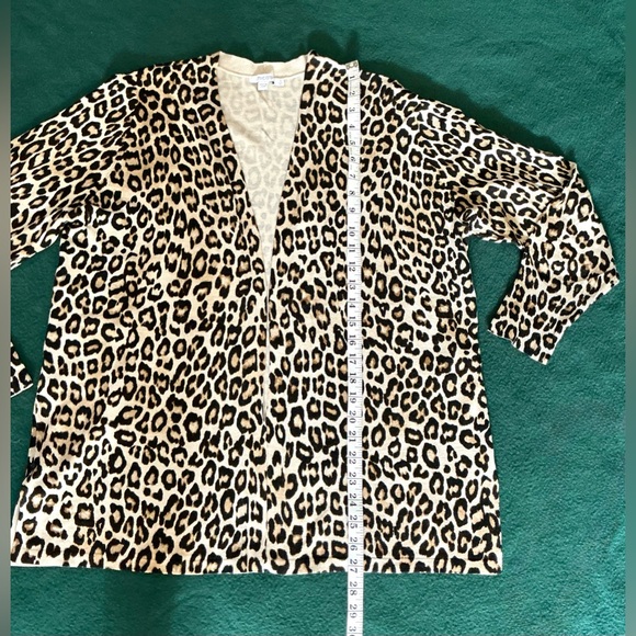 Chicos lighweight cardigan 🐆🐆 - Picture 3 of 13